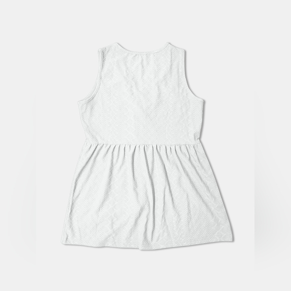 Button Up V-Neck Tank - Picture 3 of 5